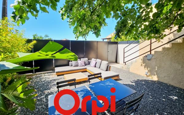 Appartement à vendre    3 pièces • 77 m2 Bandol