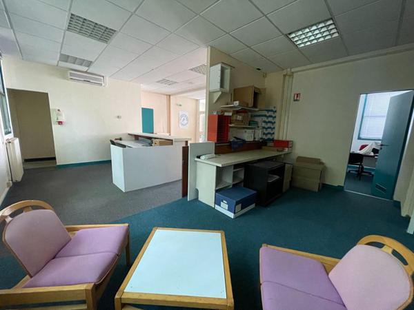 LADON - MURS COMMERCIAUX LIBRES 79 m²