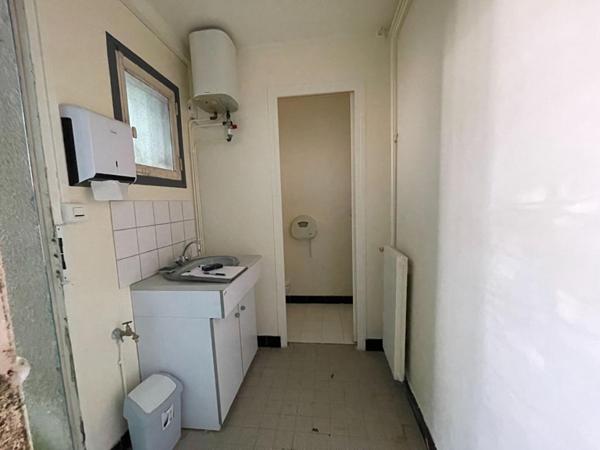 LADON - MURS COMMERCIAUX LIBRES 79 m²
