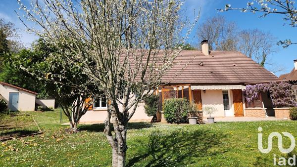 Maison 5 pièces de 114 m² à Égriselles-le-Bocage (89500)