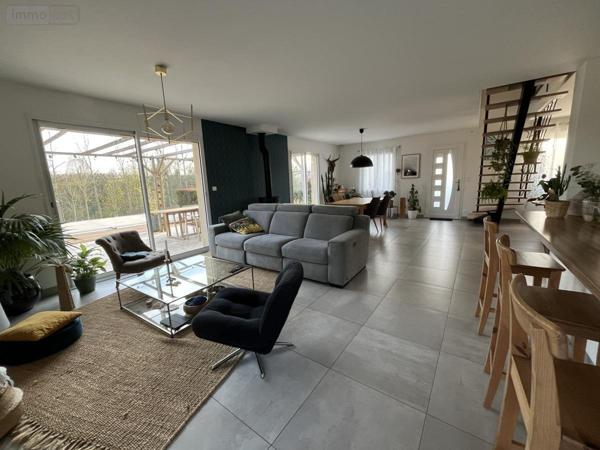 Maison à vendre à Montigné-le-Brillant en Mayenne (53970), ref : 53003-200