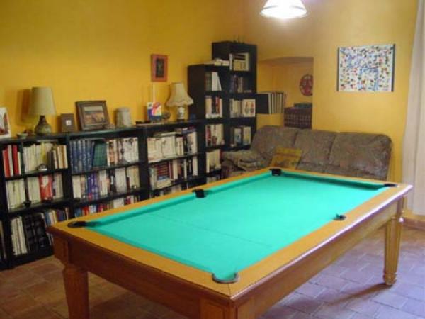 Alès (30100) Mas du 18e de 500 m² avec 6 appartements, sur 2 hectares