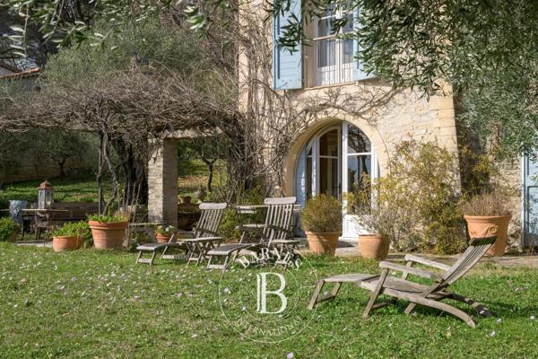 Mougins, Propriété 8 Chambres -  600 m² à vendre