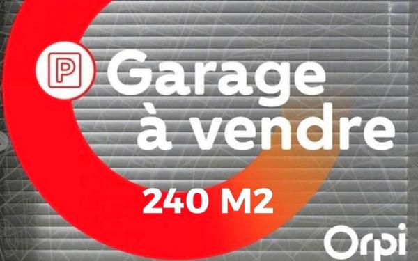 Immeuble à vendre    2 pièces • 295 m2 Nice