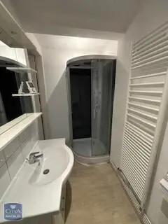 Appartement à louer 2 pièces 66.32m²