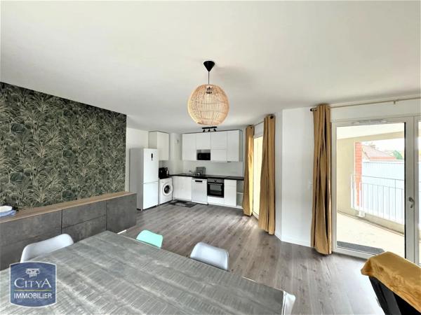 Appartement à louer 4 pièces 88.8m² Lille (59000)