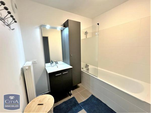 Appartement à louer 4 pièces 88.8m² Lille (59000)