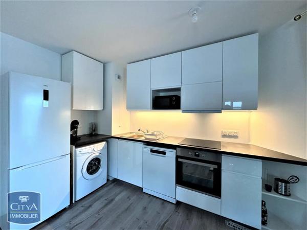 Appartement à louer 4 pièces 88.8m² Lille (59000)