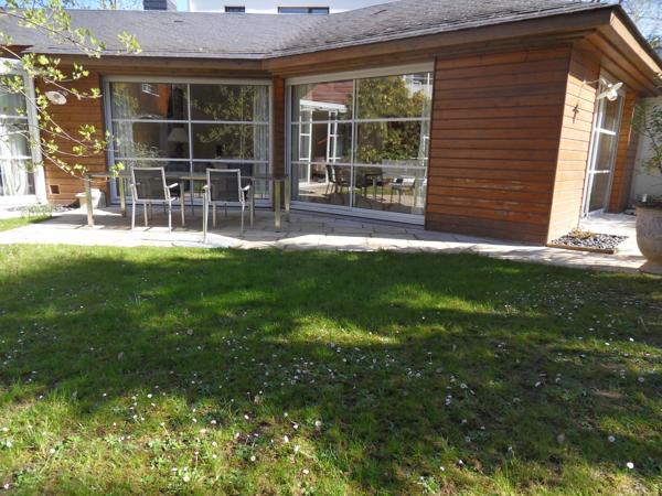 Acheter Maison 10 pièces - 300 m²