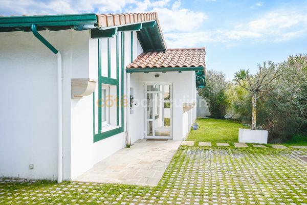 Vente Maison213 m² - 7 Pièces - BIDART (64210)