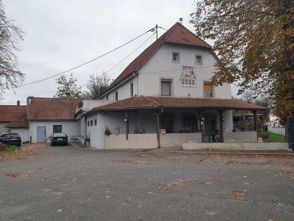 Très belle affaire de Restauration 248 000 € H.A.I.*