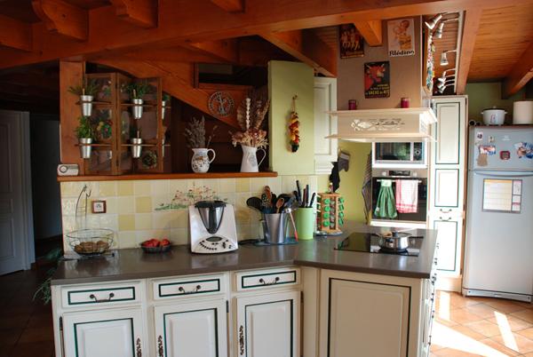 A VENDRE APPARTEMENT HAUT DE GAMME AUX MONTS D'OLMES