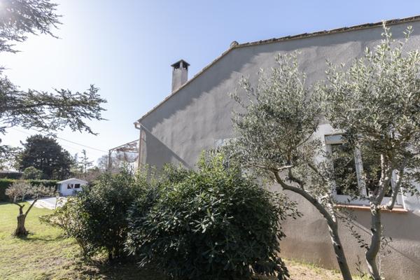 L'Isle-sur-la-Sorgue (84800) MAISON DE PLAIN PIED l isle sur la sorgue