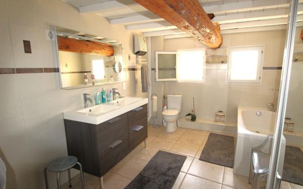 Maison à vendre    4 pièces •  Marsillargues