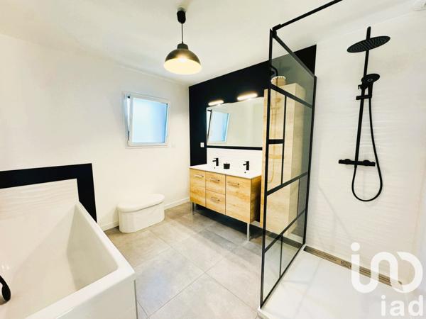 Maison à vendre 8 pièces 200 m² Vitré