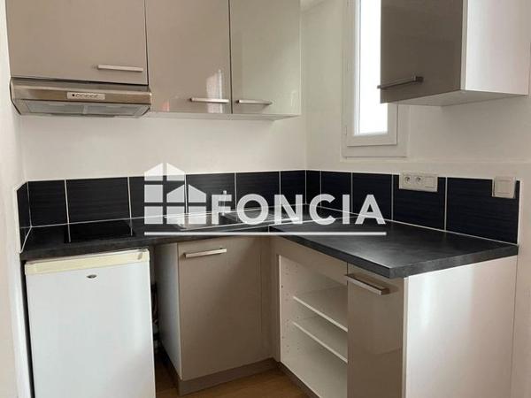 Location Appartement 2 pièces 27.03 m² - 36 AVENUE DU 22 AOUT 1944 Beziers 34500