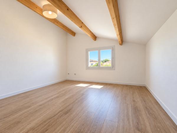 VILLA FAMILIALE 165 M² – 7 CHAMBRES, CALME ET BEAUX VOLUMES