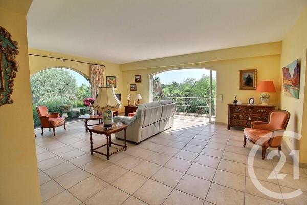 Maison à vendre  6 pièces - 171,31 m 2   BIOT  - 06