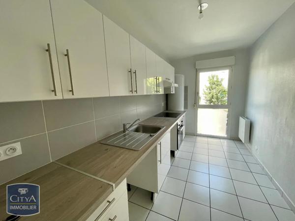 Appartement à louer 3 pièces 75.65m² Fontaine-lès-Dijon (21121)