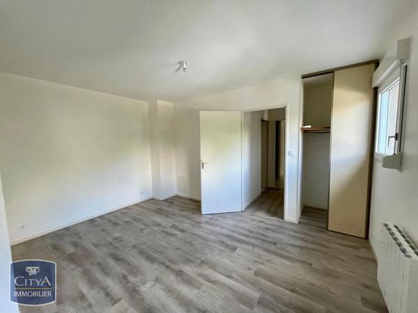 Appartement à louer 3 pièces 75.65m² Fontaine-lès-Dijon (21121)