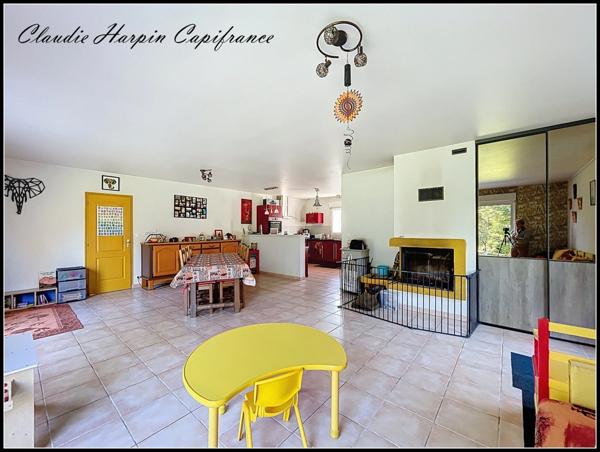 Maison à vendre 5 pièces SAINT PARDOUX SOUTIERS (79) Plain - pied d'environ 110 m² hab : 3 ch - terrain de 1493 m² - garage