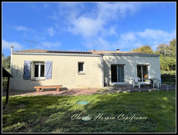 Maison à vendre 5 pièces SAINT PARDOUX SOUTIERS (79) Plain - pied d'environ 110 m² hab : 3 ch - terrain de 1493 m² - garage