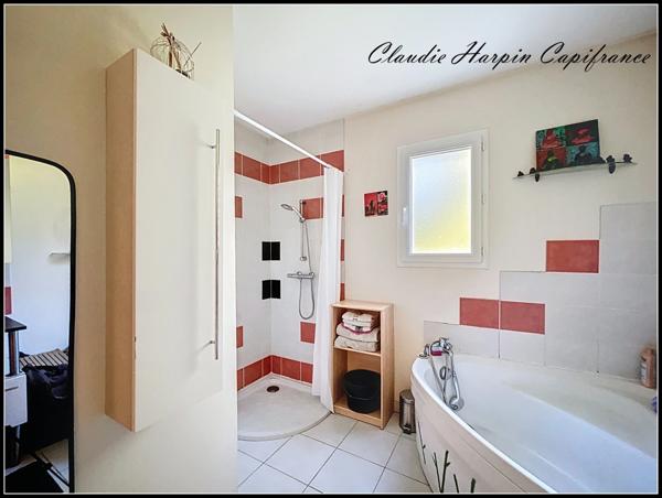 Maison à vendre 5 pièces SAINT PARDOUX SOUTIERS (79) Plain - pied d'environ 110 m² hab : 3 ch - terrain de 1493 m² - garage