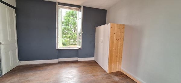 Charmante Maison des années 30 à Vendre à Bourg-en-Bresse - 3 pièces avec jardin !