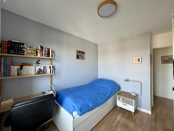 Appartement à vendre |                                       Saint-Cyr-l'École |                                        3 pièces  |  67 m²
