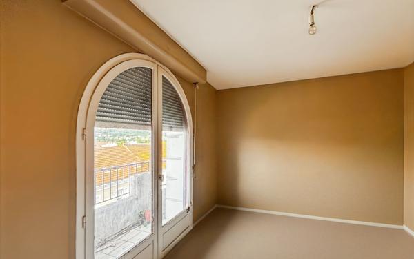 Appartement à vendre    2 pièces • 51,77 m2 Périgueux
