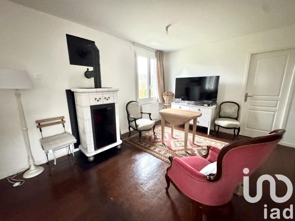 Maison 6 pièces de 100 m² à Port-en-Bessin-Huppain (14520)