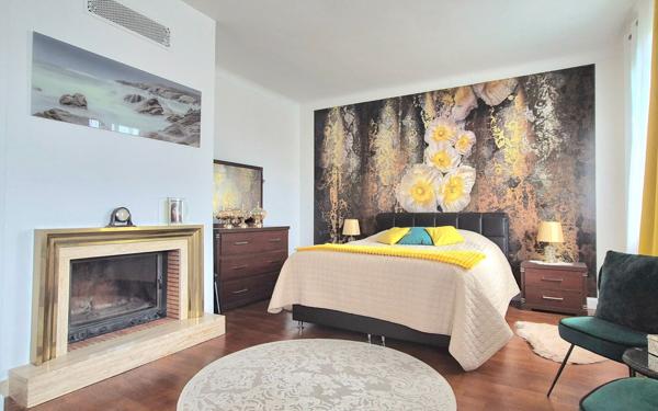 Maison à vendre    10 pièces • 220 m2 Villecresnes