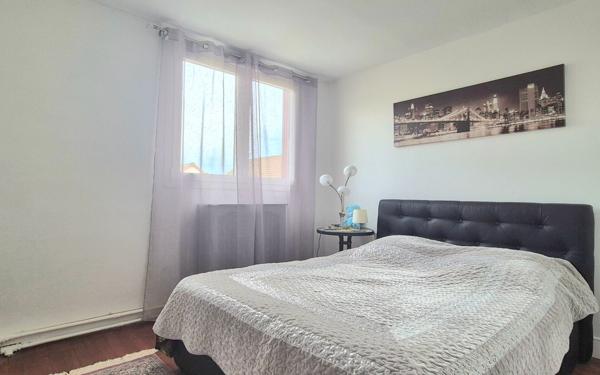 Maison à vendre    10 pièces • 220 m2 Villecresnes