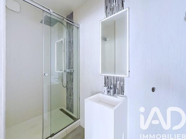 Appartement à vendre 3 pièces 89 m² Suresnes