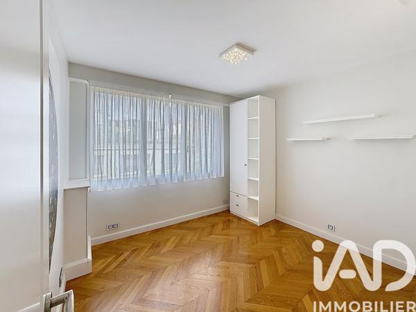 Appartement à vendre 3 pièces 89 m² Suresnes