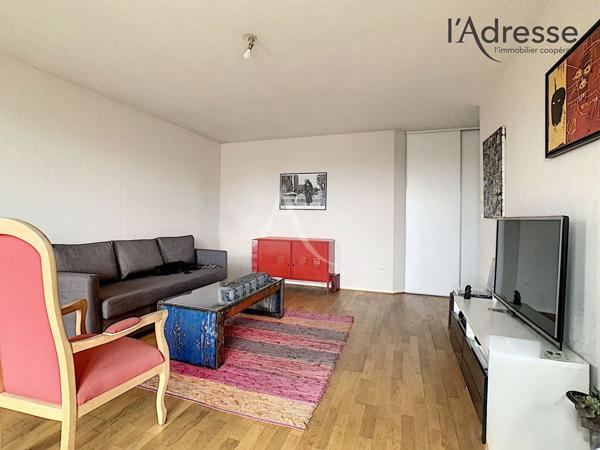 Appartement Nanterre STUDIO de 33 m2/Cave/Parking