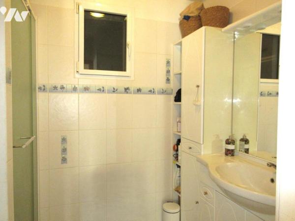 CONTEMPORAINE 4 CHAMBRES - 2 GARAGES 