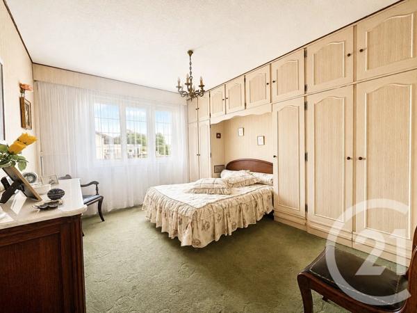 Maison à vendre  6 pièces - 130 m 2   CONFLANS STE HONORINE  - 78