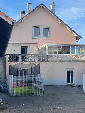 Maison 5 chambre(s) à vendre - Héricourt, Haute-Saône - 70