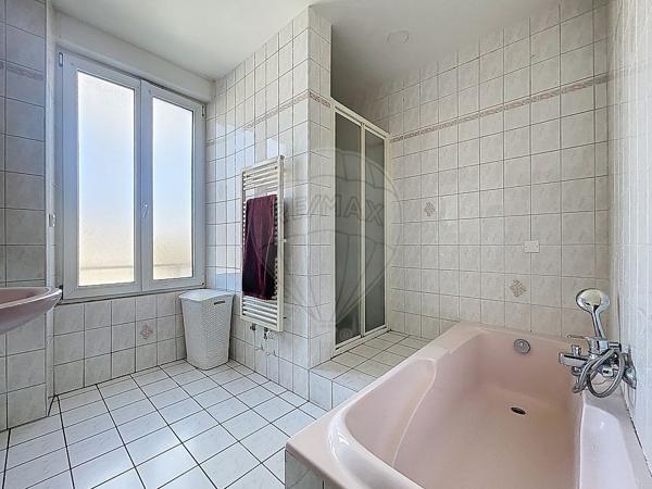 Maison 5 chambre(s) à vendre - Héricourt, Haute-Saône - 70