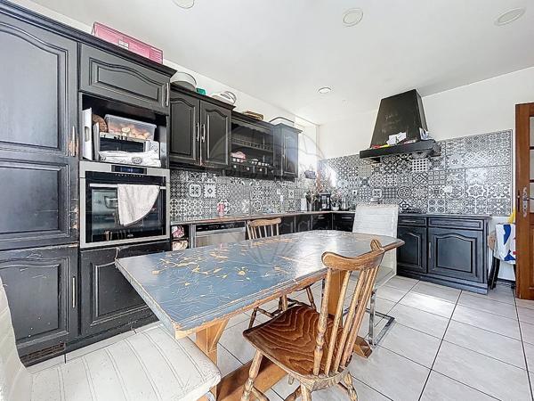 Maison 5 chambre(s) à vendre - Héricourt, Haute-Saône - 70