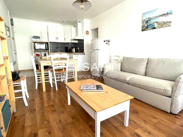 APPARTEMENT BORD DE MER