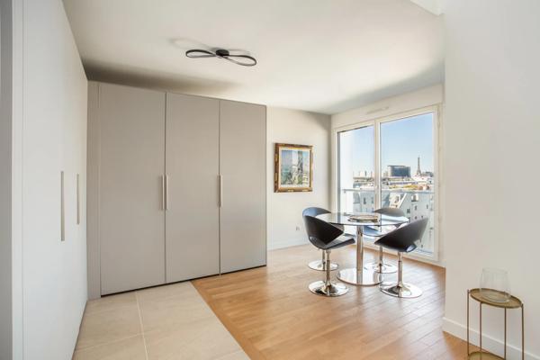 Appartement Issy-les-Moulineaux - ISSY COEUR DE VILLE