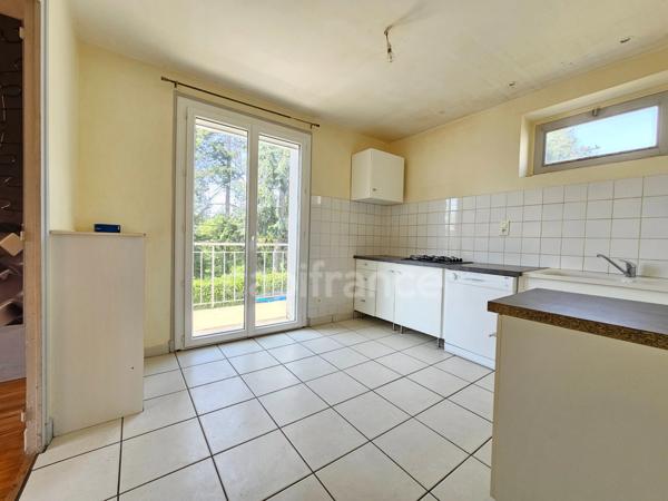 Maison à vendre 4 pièces avec jardin et garage PANISSIERES (42)