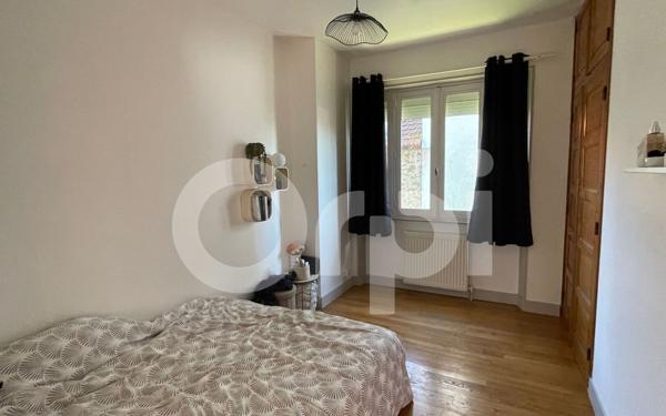 Maison à vendre    4 pièces •  Rochechouart