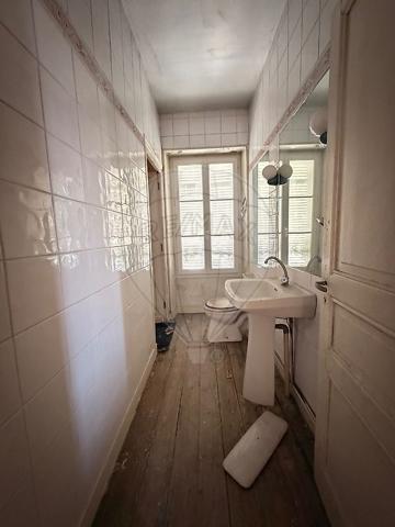 Immeuble à vendre - Saintes, Charente-Maritime - 17