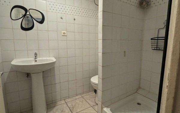 Appartement à vendre    2 pièces • 30,04 m2 Nîmes