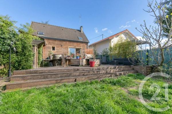 Maison à vendre  4 pièces - 100 m 2   CHAMPIGNY SUR MARNE  - 94