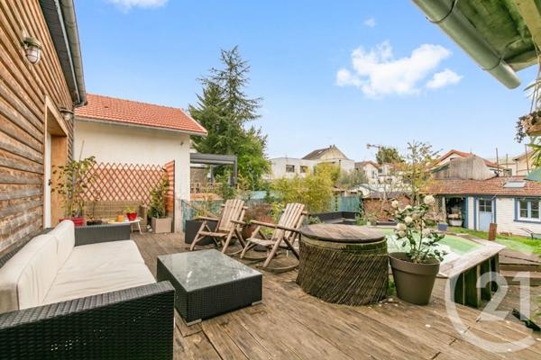 Maison à vendre  4 pièces - 100 m 2   CHAMPIGNY SUR MARNE  - 94