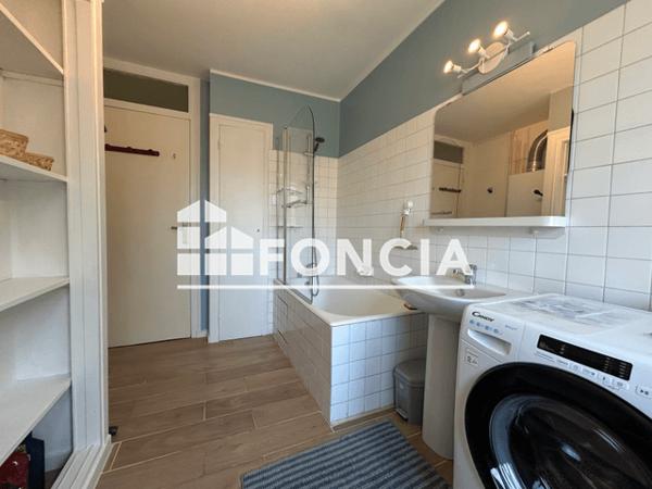 Location Appartement meublé 3 pièces 61.02 m² - 3 RUE ANDRE FELIBIEN - LE CORSAIRE La Rochelle 17000